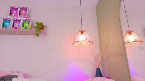 Emily Bank online show from April 2026 07:56:02 PM