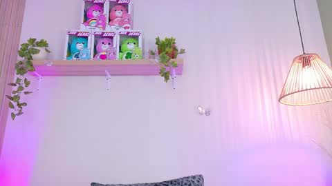 Emily Bank online show from April 2026 08:57:02 PM