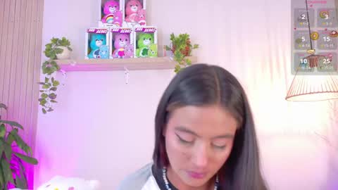 Emily Bank online show from May 2026 08:17:02 PM