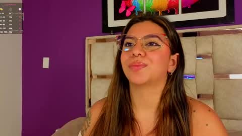 emilyy_cooperr online show from April 2026 12:08:02 PM