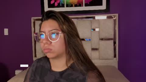 emilyy_cooperr online show from July 2026 12:11:01 PM