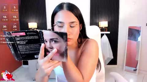 emilyy_kim online show from October 2025 09:57:01 PM