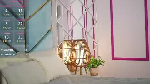 emilyymoon online show from July 2026 02:21:01 PM