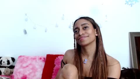 emilyzans07 online show from January 2025 02:48:01 AM