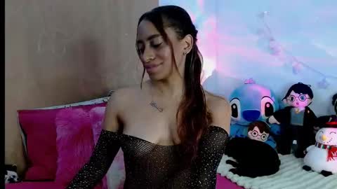 emilyzans07 online show from March 2025 02:09:01 AM