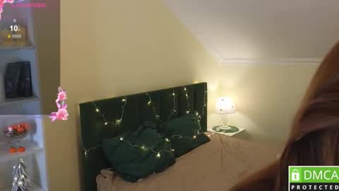 Snapshot of emina_woody chatting on December 2025 06:15:01 PM Tracy online show from December 2025 06:15:01 PM