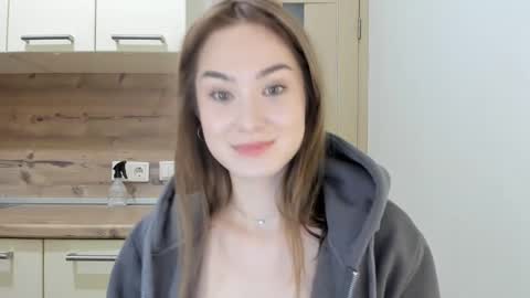 Snapshot of eminemswife chatting on February 2025 04:15:02 AM Nadya online show from February 2025 04:15:02 AM