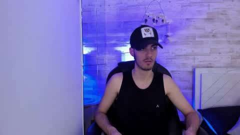 Snapshot of emir_ozan chatting on February 2026 07:08:01 PM emir_ozan online show from February 2026 07:08:01 PM