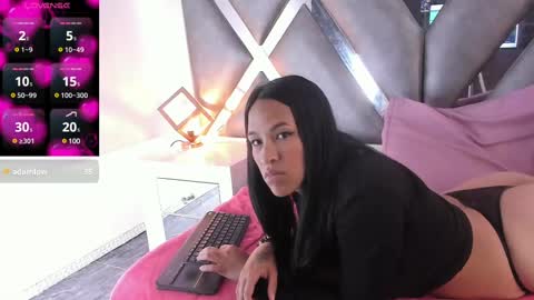 emma__js_ online show from February 2025 08:42:02 PM