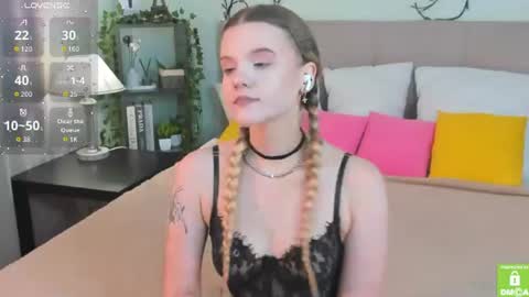 emma__peach online show from July 2026 07:50:01 AM