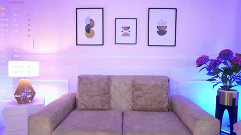 emma__walkerr_ online show from May 2026 07:10:02 PM