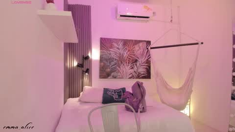 Alice online show from September 2025 12:10:01 PM