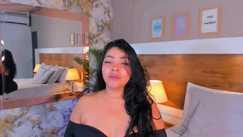 Emma  online show from February 2026 06:23:02 AM