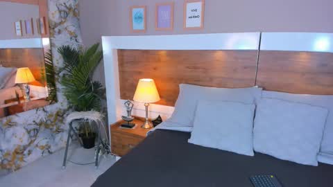 Emma  online show from March 2026 10:55:02 AM