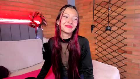 Hey Im EmmaHelp me reach 100 likes online show from July 2026 07:01:02 PM