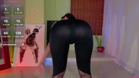 Snapshot of emma_blanco chatting on April 2026 03:40:02 PM Emma online show from April 2026 03:40:02 PM