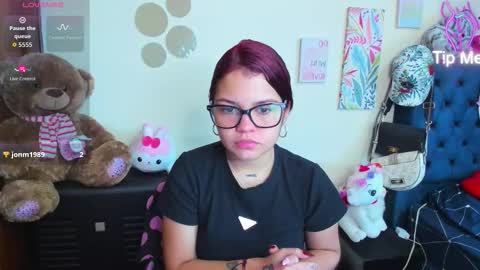 emma_boo_ online show from February 2026 03:49:02 PM