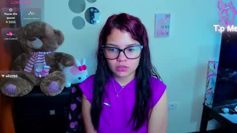 emma_boo_ online show from March 2026 05:10:02 PM