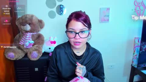 emma_boo_ online show from March 2026 04:01:01 PM