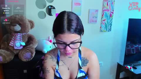 emma_boo_ online show from May 2026 02:54:01 PM