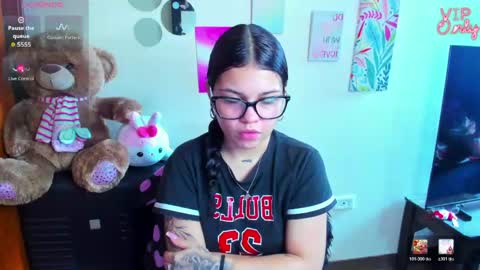 emma_boo_ online show from May 2026 04:16:01 PM
