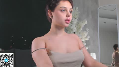 Emma online show from May 2026 10:10:01 AM