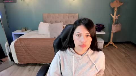 Emma online show from July 2026 12:14:02 PM