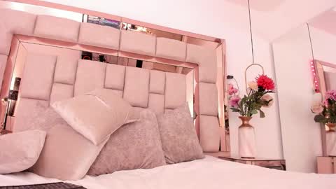 Emma Castillo online show from December 2025 06:09:01 AM