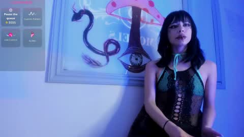 Snapshot of emma_cg chatting on May 2026 06:13:01 PM Emma Or you can call me cutie online show from May 2026 06:13:01 PM