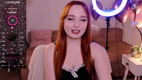 Snapshot of emma_chery chatting on December 2024 06:21:01 AM Emma online show from December 2024 06:21:01 AM