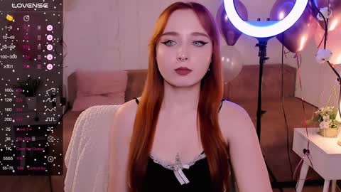 Snapshot of emma_chery chatting on December 2024 12:28:02 PM Emma online show from December 2024 12:28:02 PM