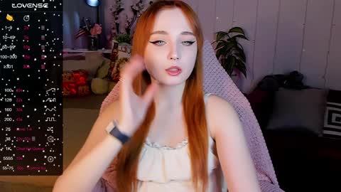 Snapshot of emma_chery chatting on December 2024 05:40:02 AM Emma online show from December 2024 05:40:02 AM