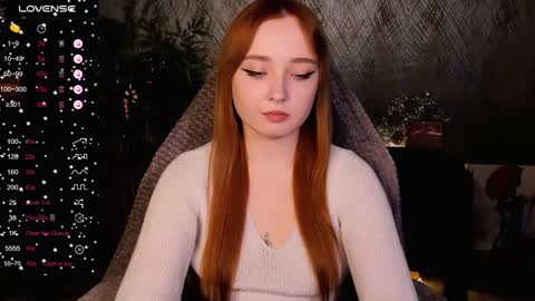 Snapshot of emma_chery chatting on December 2024 08:42:02 AM Emma online show from December 2024 08:42:02 AM