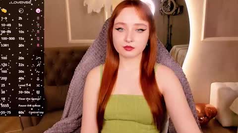 Snapshot of emma_chery chatting on February 2025 08:58:01 AM Emma online show from February 2025 08:58:01 AM