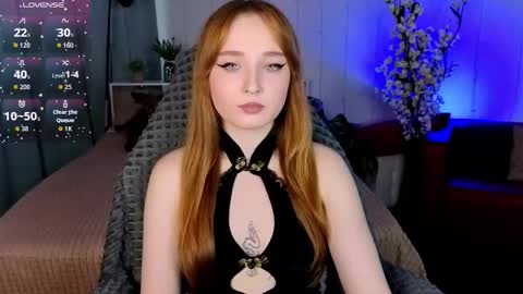 Snapshot of emma_chery chatting on September 2025 01:46:02 PM Emma online show from September 2025 01:46:02 PM