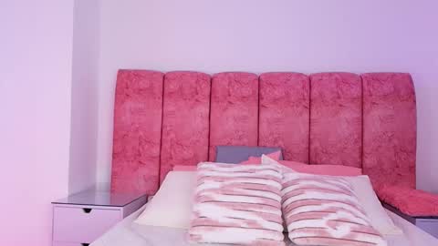 Emma online show from November 2025 03:16:02 AM