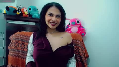 Snapshot of emma_diva chatting on November 2025 10:55:02 PM emma online show from November 2025 10:55:02 PM