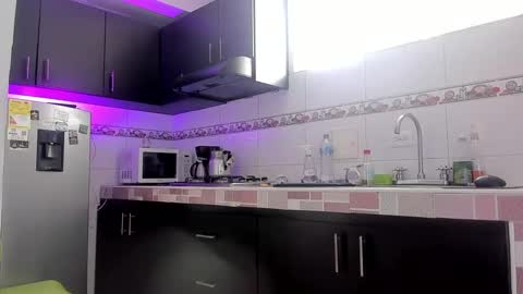 Emma online show from October 2025 02:03:02 PM