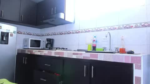 Emma online show from October 2025 02:51:02 PM