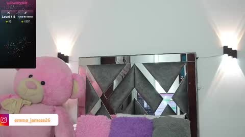 Snapshot of emma_jamess chatting on September 2025 03:41:01 AM emma_jamess online show from September 2025 03:41:01 AM