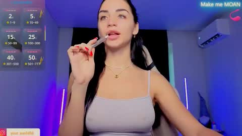 Emma online show from October 2025 07:28:02 AM