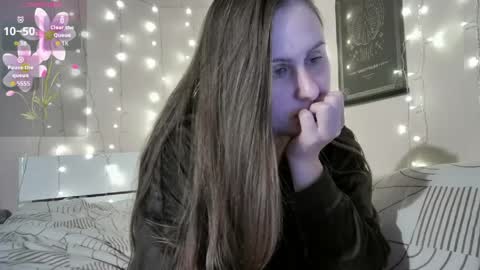 emma_just online show from April 2026 06:49:01 PM