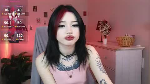 emma_kirks online show from May 2026 12:35:02 PM