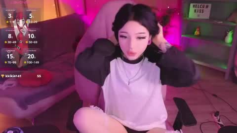 emma_kirks online show from May 2026 12:34:02 PM