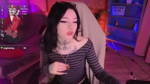 emma_kirks online show from May 2026 12:57:02 PM