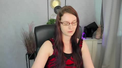 emma online show from July 2026 12:23:01 PM