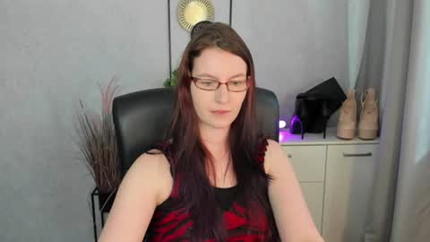 emma online show from July 2026 12:48:02 PM