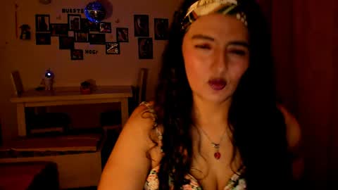  emma luxy online show from April 2026 04:00:01 AM