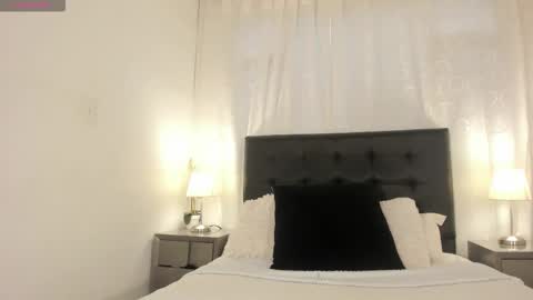 Snapshot of emma_martiin chatting on February 2026 07:10:02 PM Im Emma online show from February 2026 07:10:02 PM