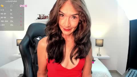 Emma  online show from April 2026 11:37:01 AM